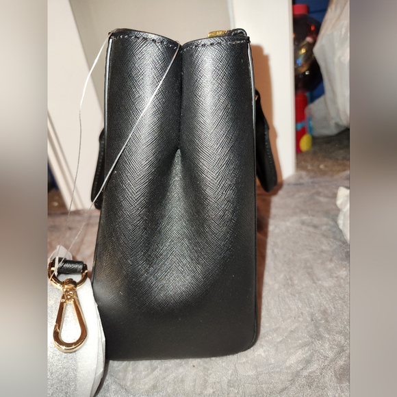 Michael Kors Kellen MD Satchel Bag in Black - Picture 7 of 12